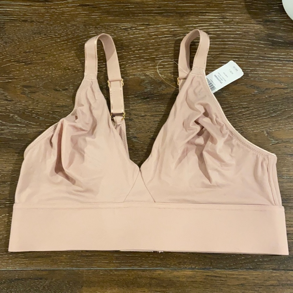 Soma Embraceable Wireless Bra